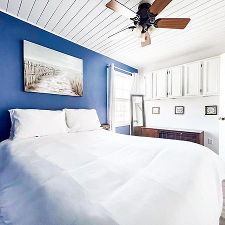 Cozy Beach Condo Sleeps 6 Pool แคโลไลนาบีช ภายนอก รูปภาพ