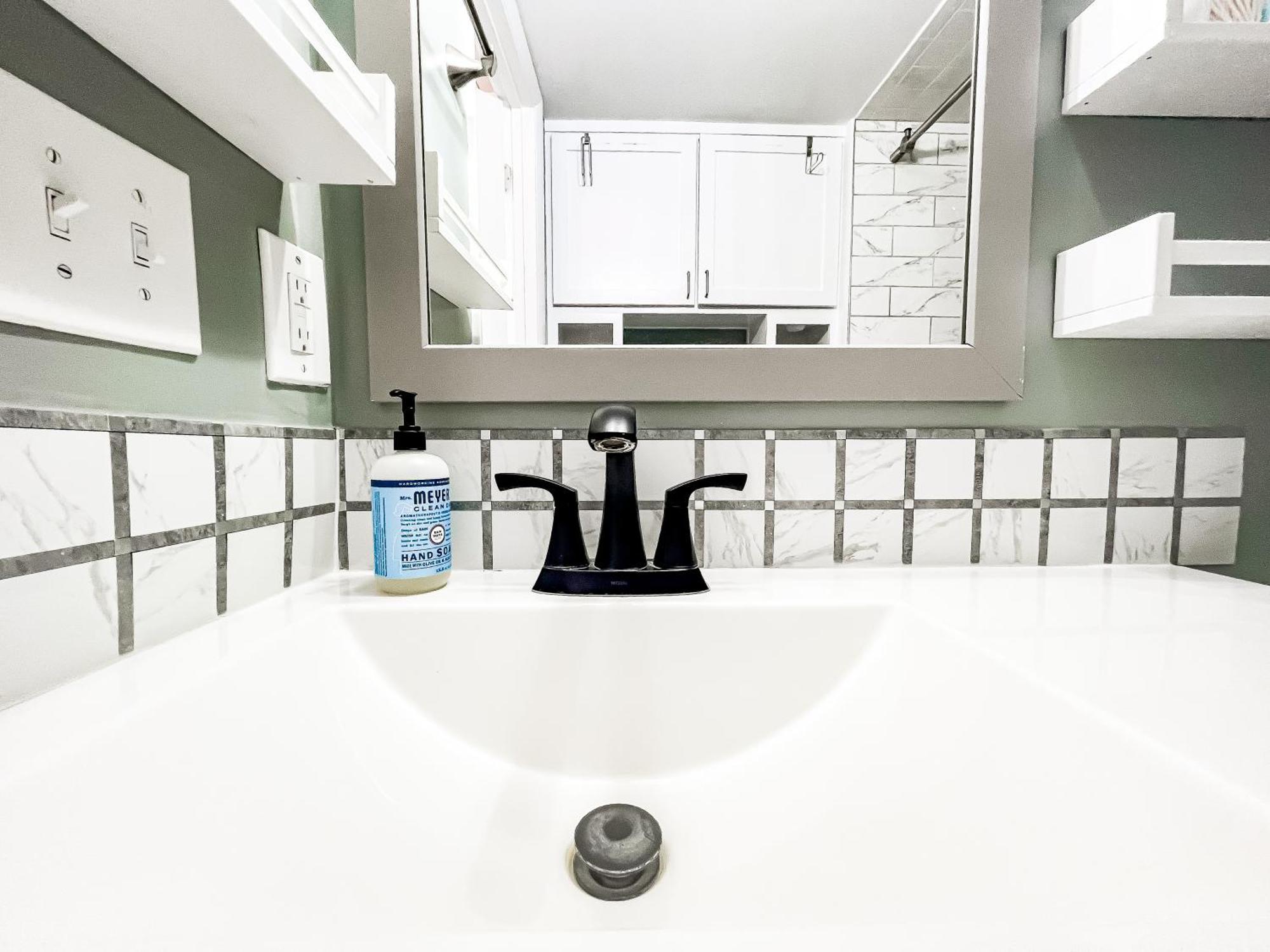 Cozy Beach Condo Sleeps 6 Pool แคโลไลนาบีช ภายนอก รูปภาพ