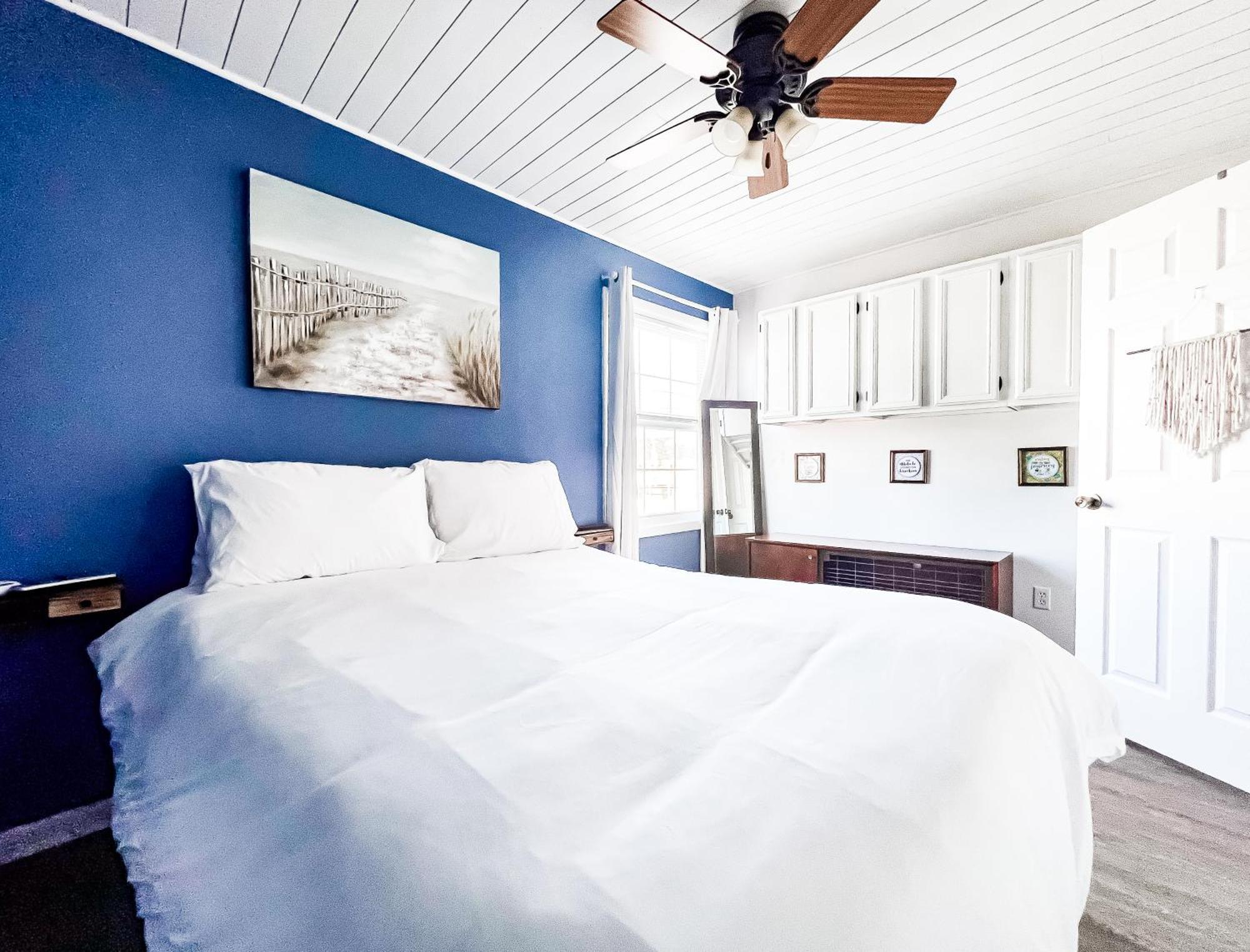 Cozy Beach Condo Sleeps 6 Pool แคโลไลนาบีช ภายนอก รูปภาพ