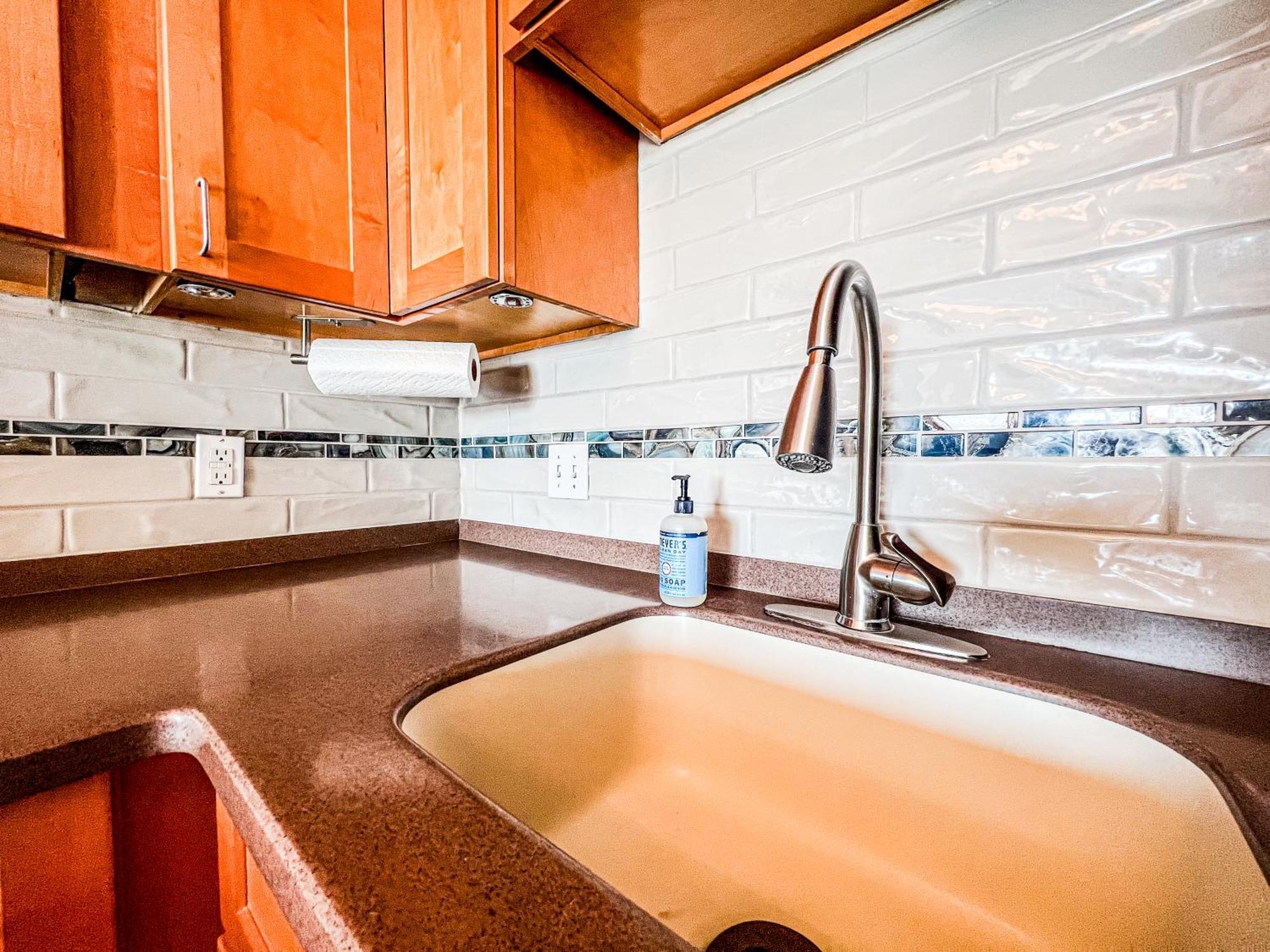 Cozy Beach Condo Sleeps 6 Pool แคโลไลนาบีช ภายนอก รูปภาพ